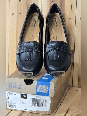 CLARKS Ashland Bubble Loafers Womens 7 M Black Leather Comfort NIB